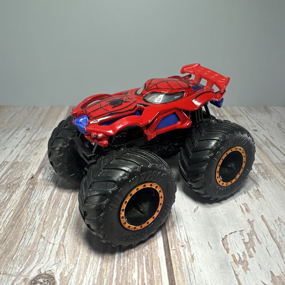 RARE Hot Wheels Monster Jam Marvel Spider Man Monster Truck 1:64 Scale